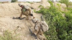 Sand War Guns dust fight Canada soldiers military patrol combat 