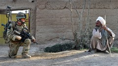 Sand War Guns dust fight soldiers Britain United Kingdom 