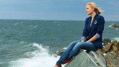 Sea woman jeans waves blondes models blue jeans Talia