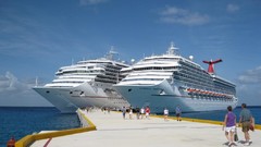 Ships cruise ship
