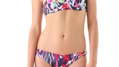 Shopping Actress stills brunettes models photo shoot bikini 