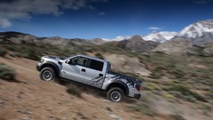 Side view deserts pickup trucks Ford F-150 SVT Raptor pick-up 