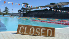 Signs swimming pools