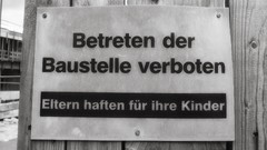 Signs Urban exploration trains Schild