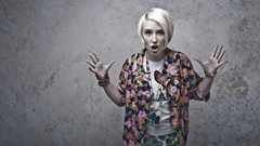 Skins naomi campbell