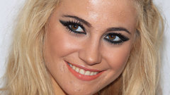 Smile makeup blond Actress close up