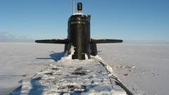 Snow ice submarine North Pole Russian Navy SLBM 667 BDRM