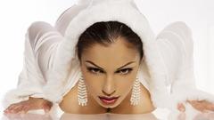 Snow white woman beautiful queen