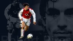 Soccer Robert Pires