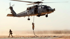 Soldiers Aircraft Army military