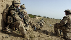 Soldiers Aircraft War military