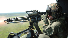 Soldiers Helicopters vehicles minigun