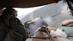 Soldiers military machine gun tripod browning m2 Browning 