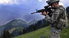 Soldiers Mountains War Guns