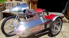 Sports motorbikes sidecar