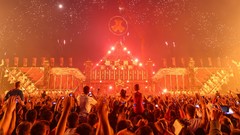 Stage fireworks Q-Dance Defqon.1