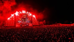 Stage party hardstyle Q-Dance Mystery Land 2012