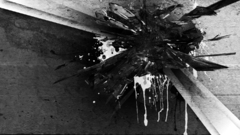 Stained by aphotik contributan