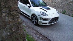 Static porsche cayenne JE Design