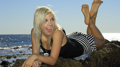 Striped clothing Sea blondes