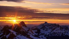 Sunset Washington north cascades 1600x1200