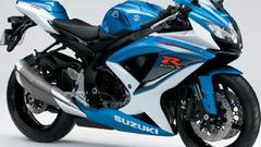Suzuki GSX-R750 Studio Cosplay