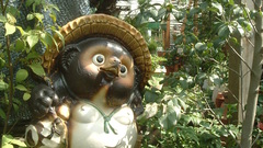 Tanuki pottery statue You