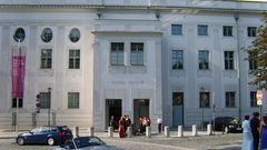 Theater redoute high