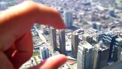 Tilt-shift