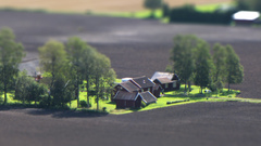 Tilt-shift
