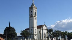 Tower statues Brazil churches Paraná Campo Largo