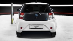 Toyota iQ