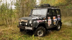 Trees grass Green cars Offroad forests UAZ Russians russian cars