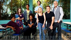 TV community Ken Jeong alison brie chevy chase Joel McHale 