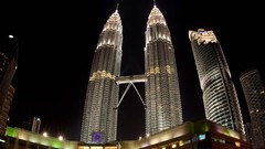 Twin Towers Malaysia cities kuala lumpur Petronas Towers