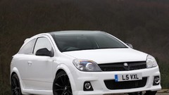 Vauxhall Opel Astra vxr