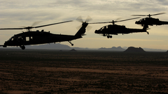 Vehicles ah-64 apache UH-60
