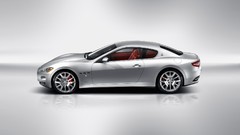 Vehicles Maserati granturismo