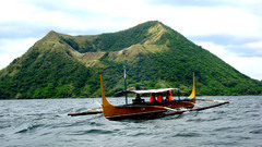 Volcano Don close steal want taal