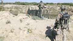 War Army soldiers military Bridges patrol infantry NATO 