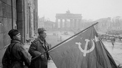 War brandenburg gate Russian army