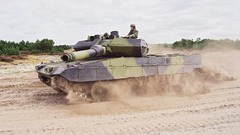 War dust Army military Leopards German tanks NATO main battle 