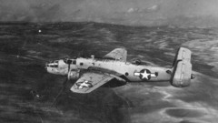 War grayscale World War