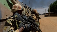 War Guns Army fight soldiers French military Africa combat 