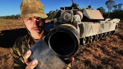 War Guns track Army fight Australia muzzle armor military 