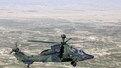 War Helicopters Army germany fight soldiers Europe shooting 