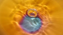 Water drops drop Crown