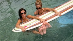 Water feet woman glasses surfing blondes brunettes soles bikini 