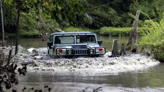 Water Hummer driving Hummer
