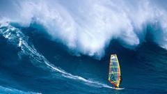 Waves windsurfing